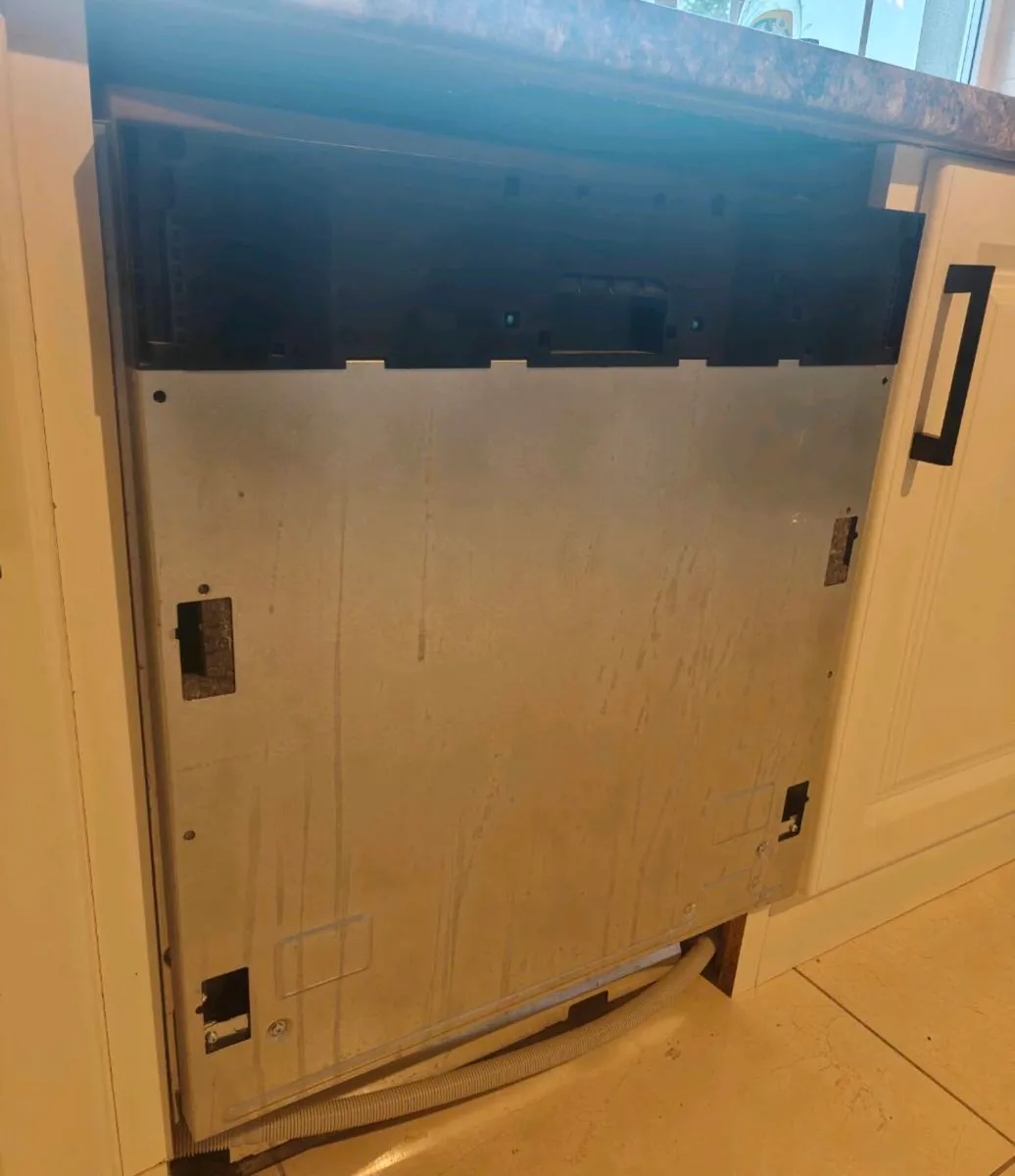 Unused Fully Integrated Dishwasher - Image 3