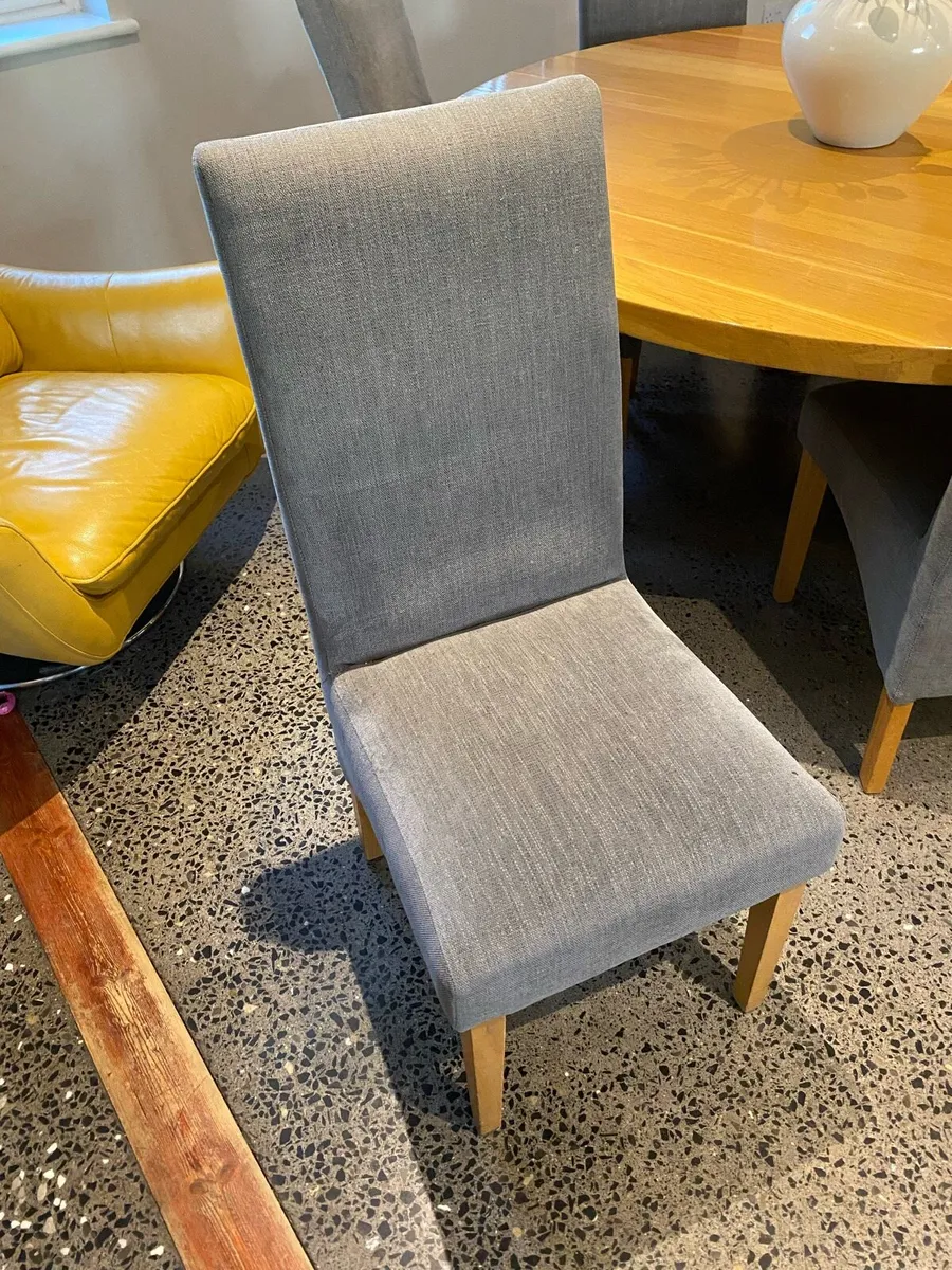 Dining chairs x 6 - Image 1