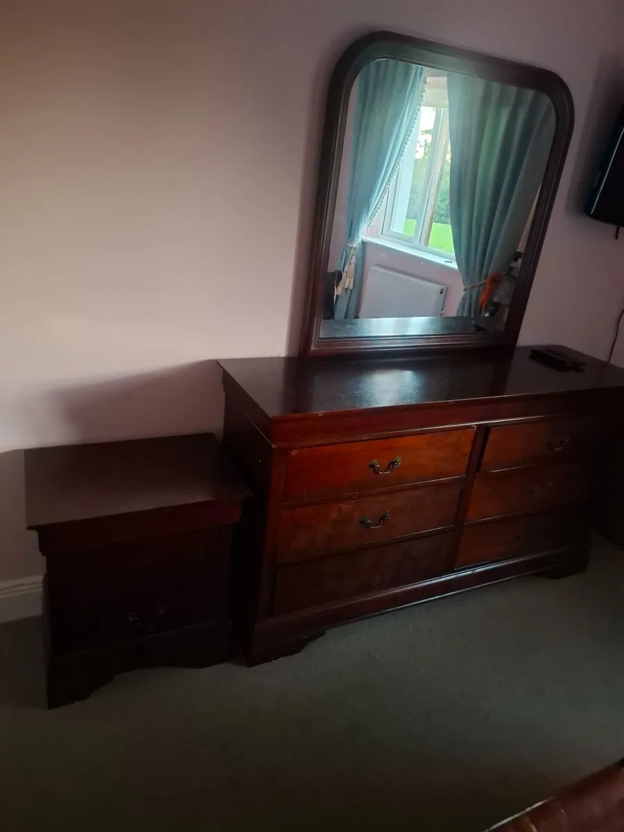 Bedroom furniture - Image 3