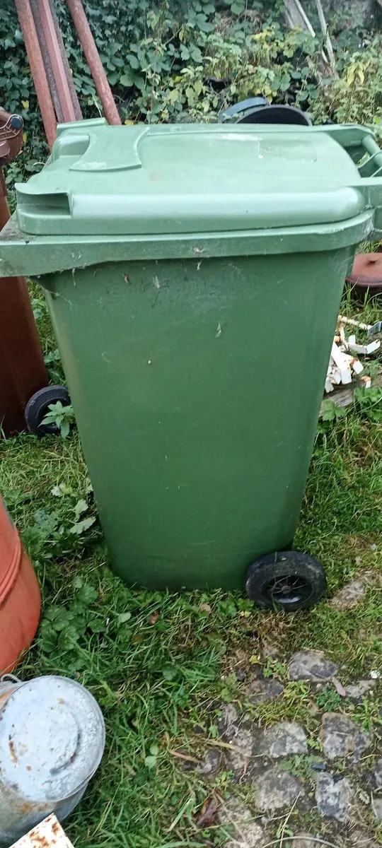 Wheelie Bins (2) - Image 4