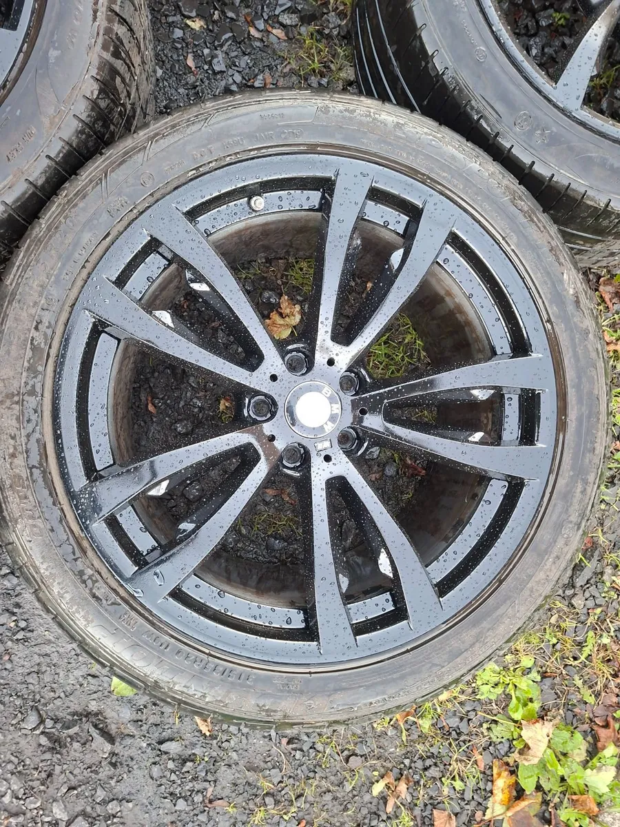20" Genuine Bmw X5 M Sport Alloys with tyres - Image 3