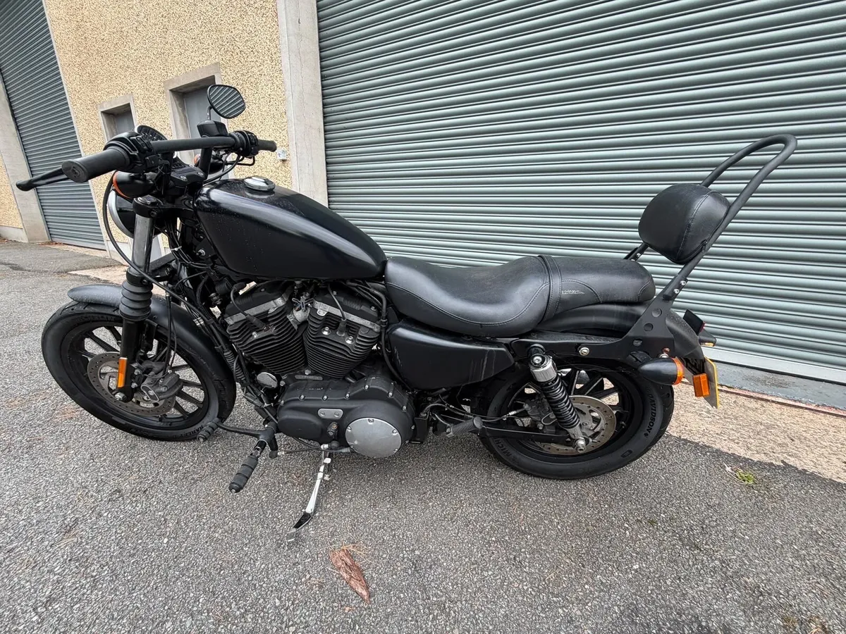 Harley Davidson 883 iron - Image 3