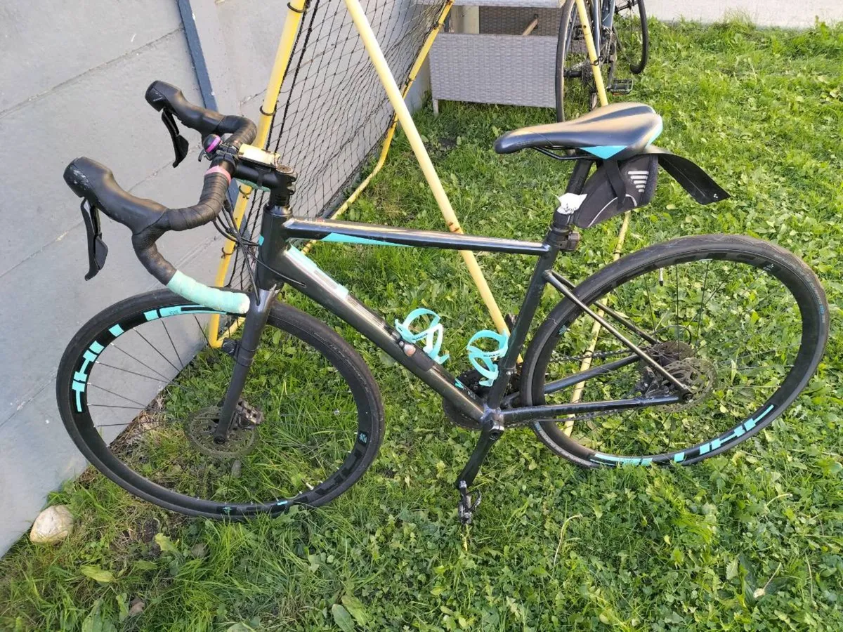 Road Bike - Image 2