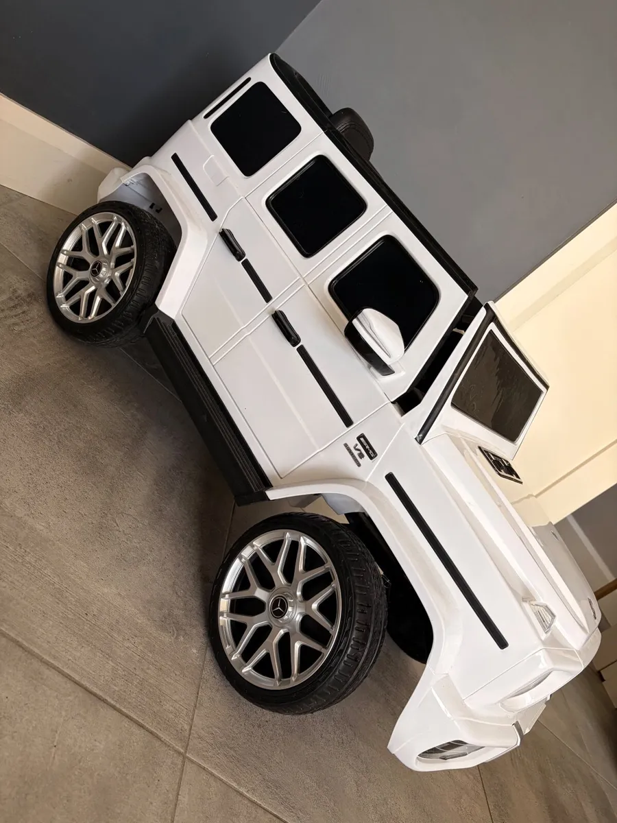 Electric Ride on Mercedes-AMG G63 - Image 3