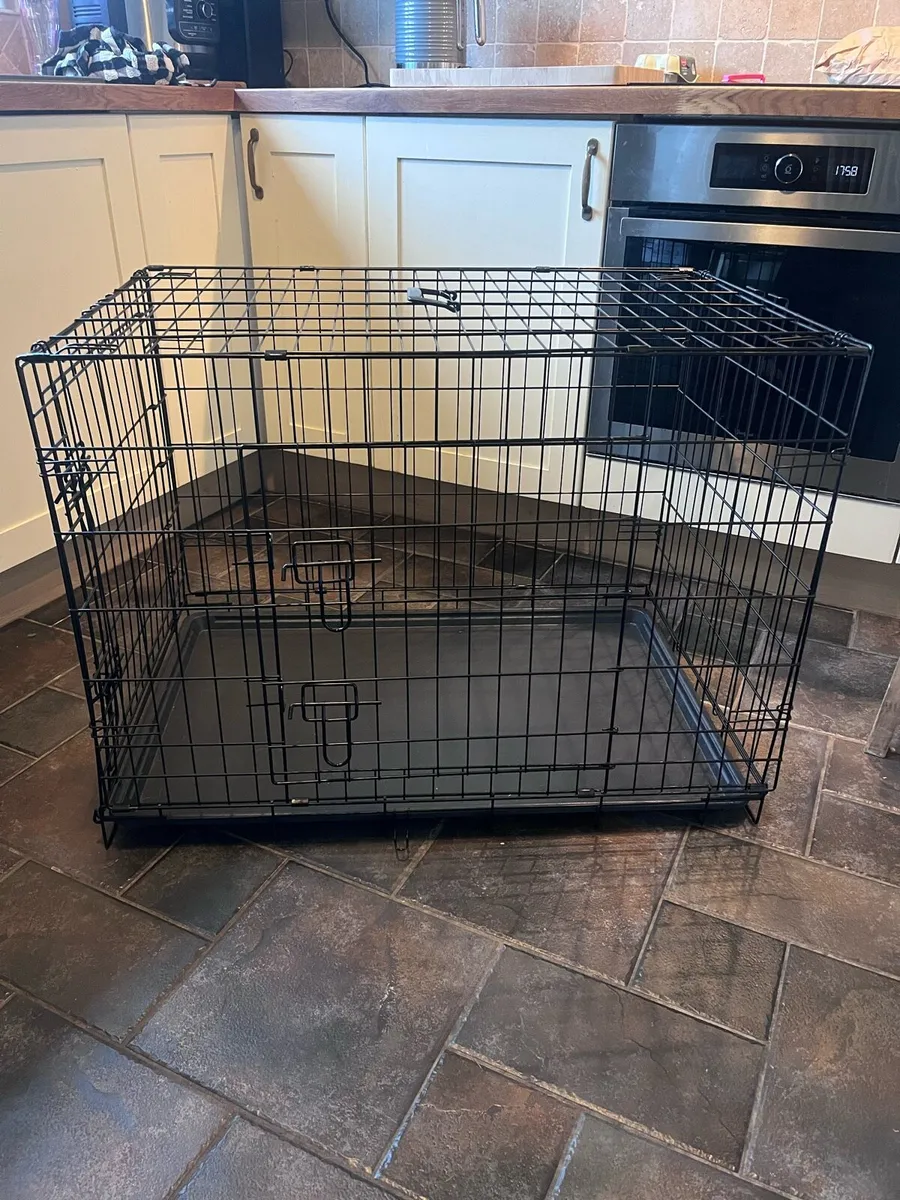 Large dog crate - Image 2