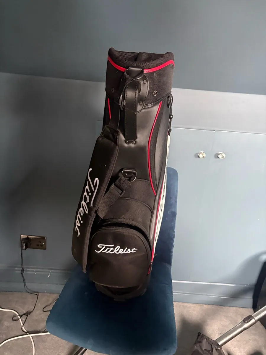 Titelist AP 714 Staff bag/red/white black -6 way - Image 4