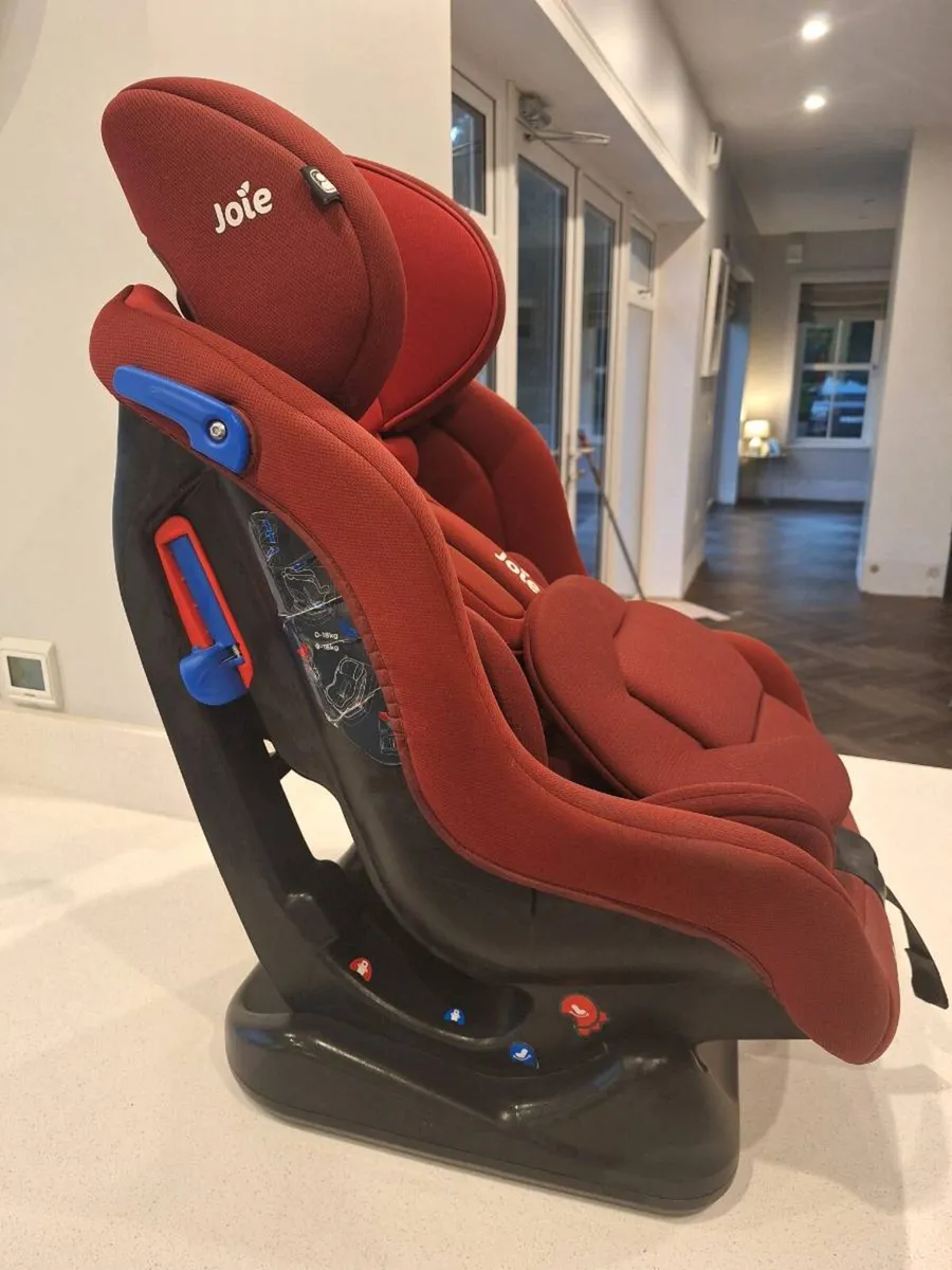 Joie Car Seat - Image 1