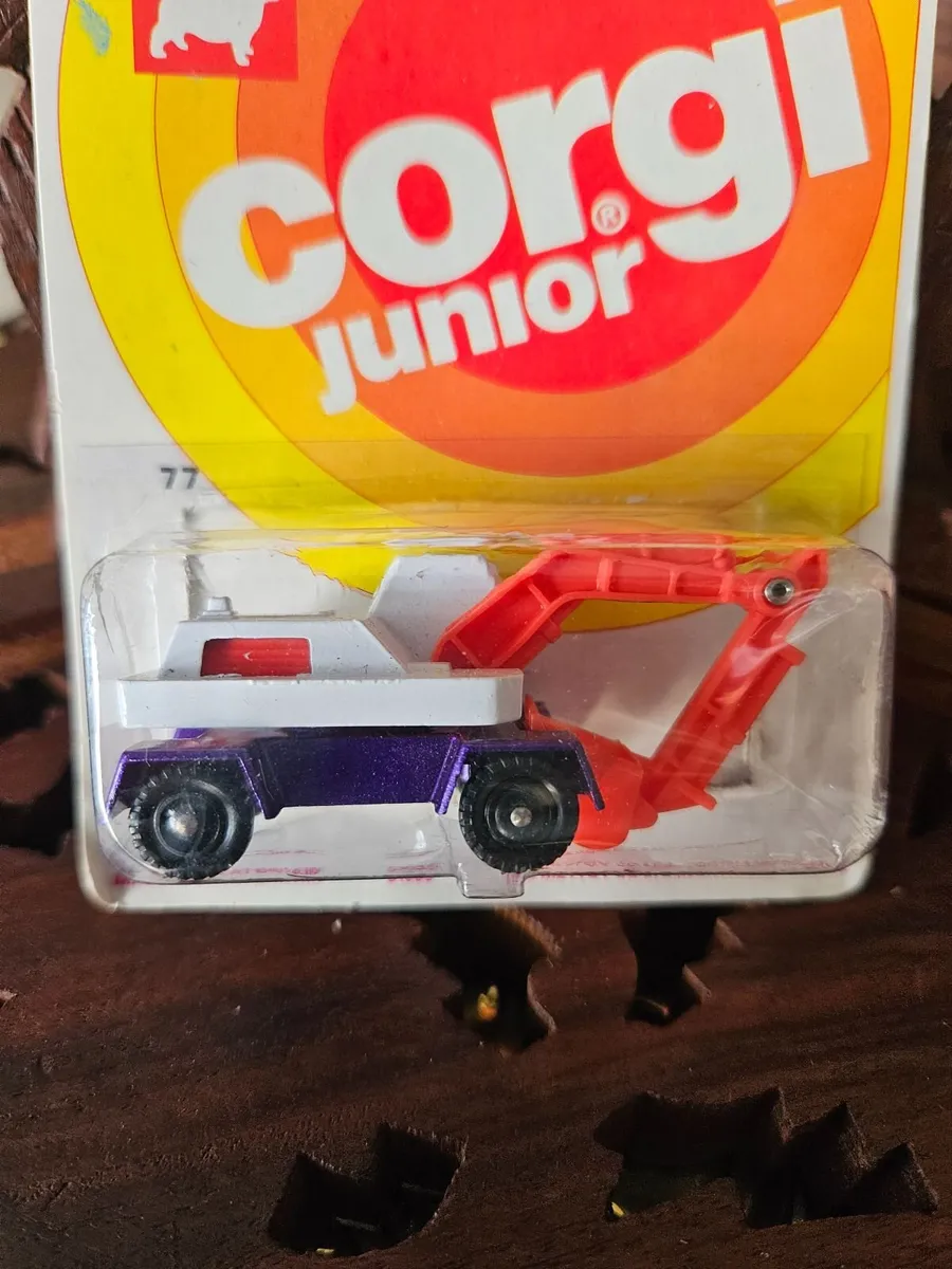 Corgi 1970's Excavator - Image 1
