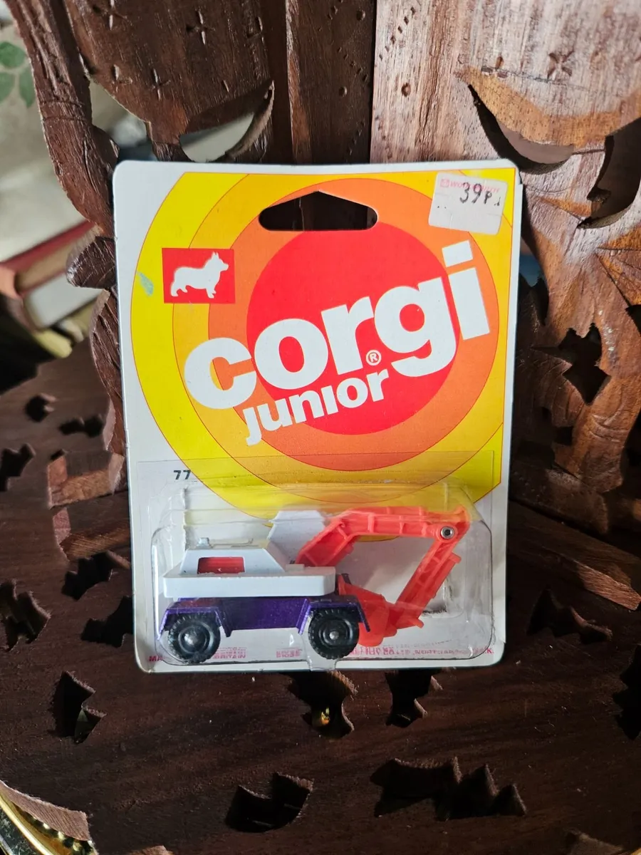 Corgi 1970's Excavator - Image 2