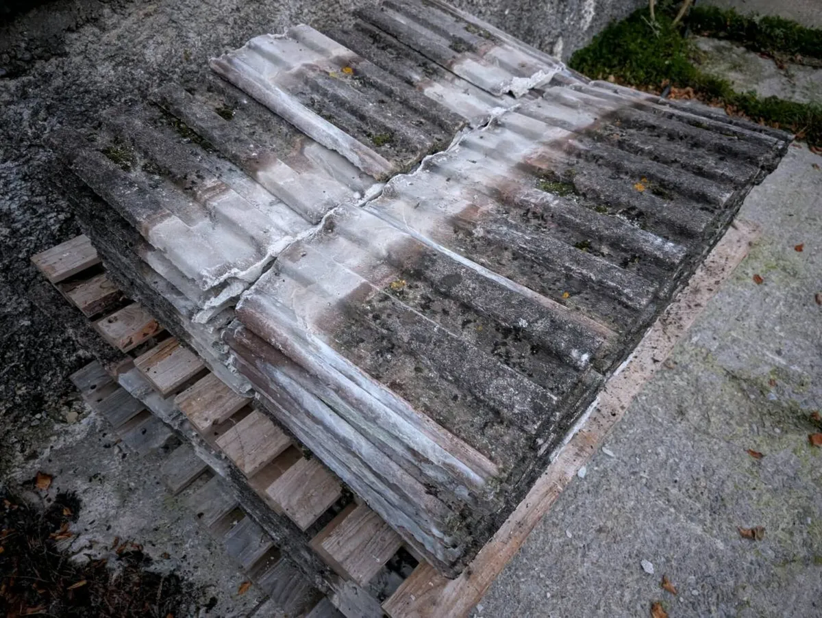 Weatherwell 18x10 roof tiles - Image 2