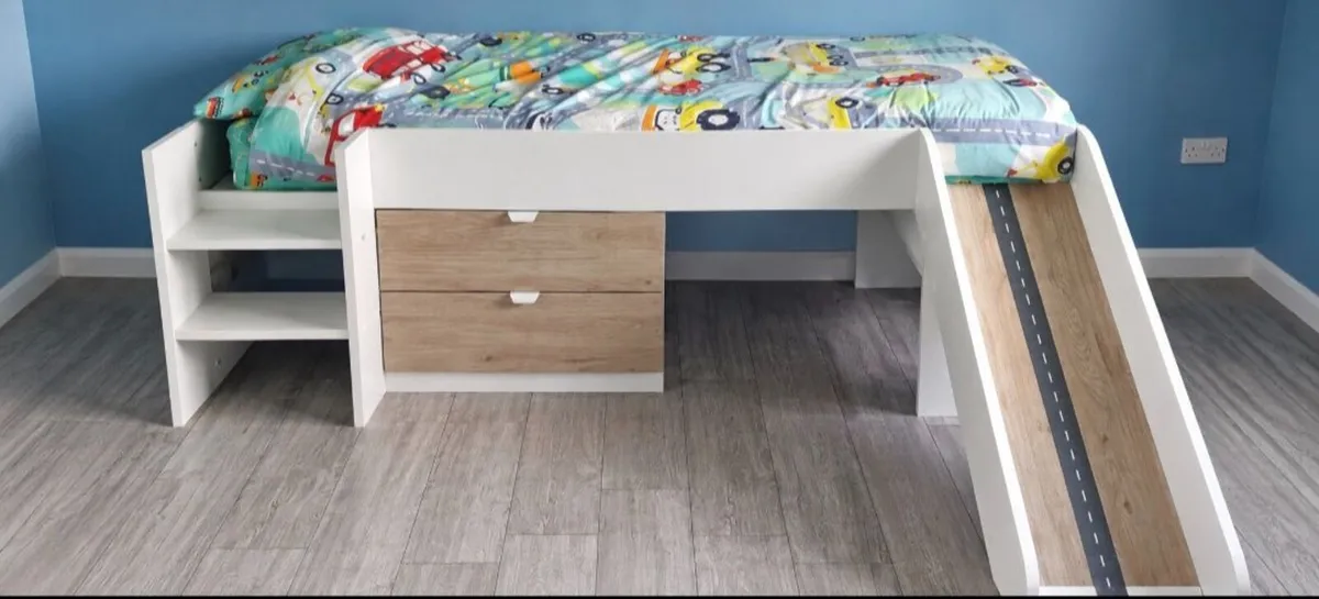 Kids Bed - Image 1