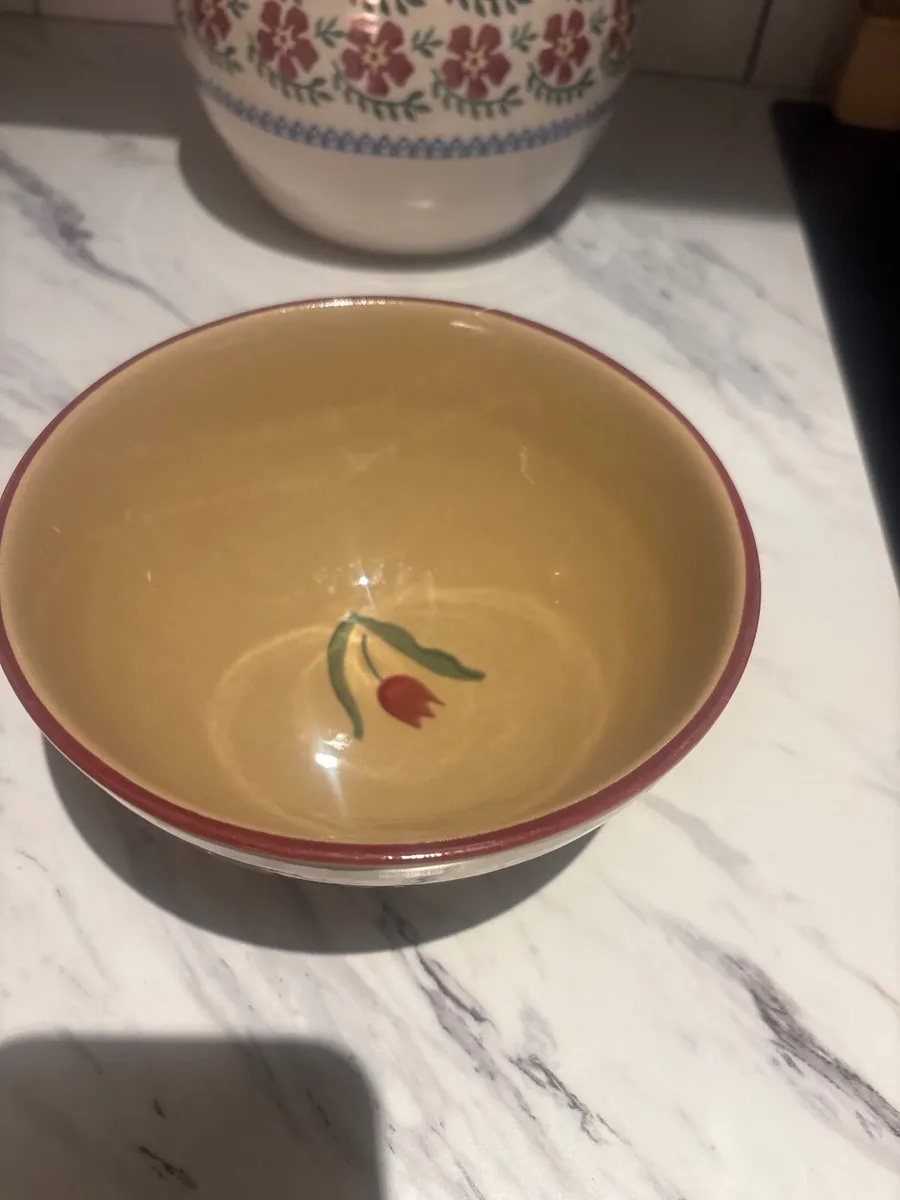 Nicholas Mosse medium sized tulip bowl - Image 1