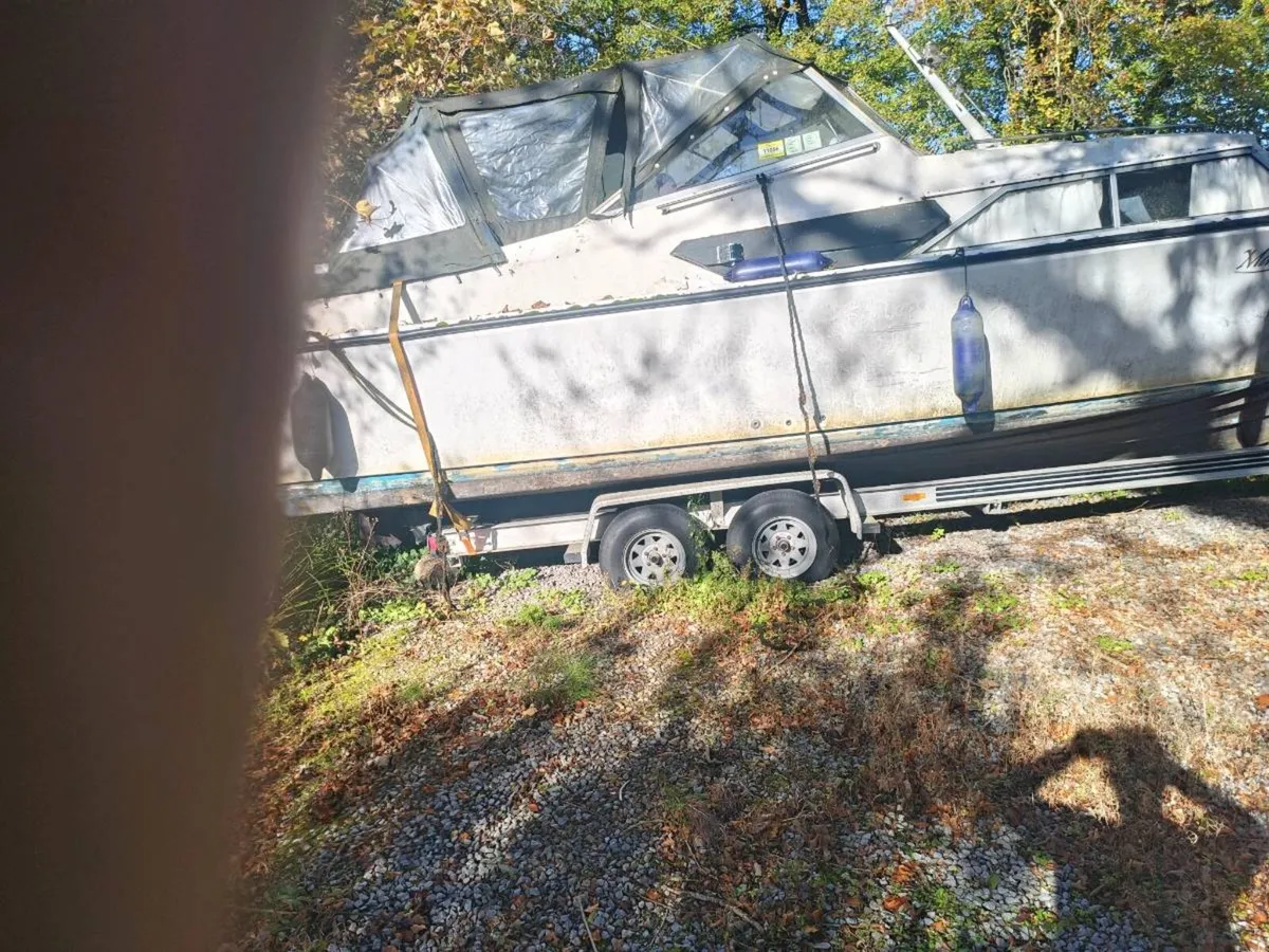 Project 32 foot cruiser diesel engine - Image 2