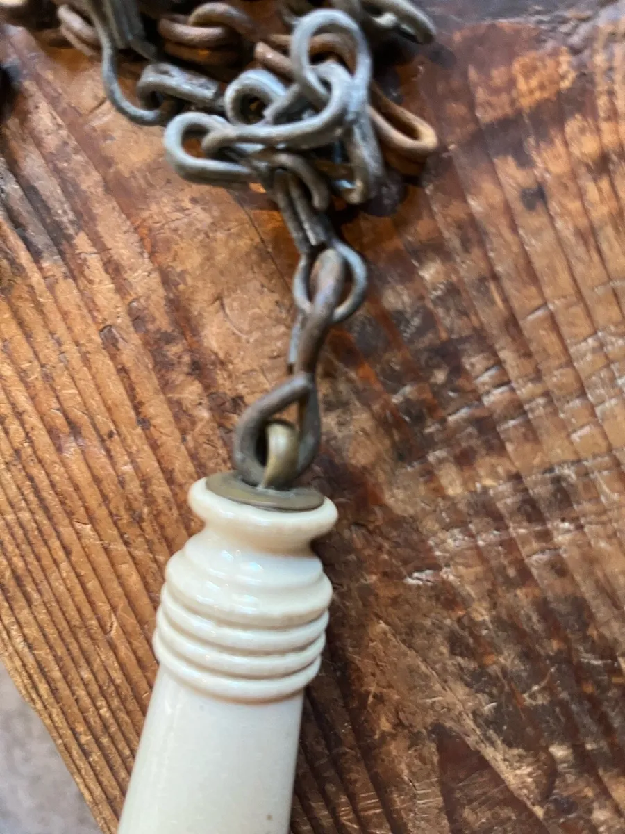 Antique Toilet Pull handle and Chain - Image 4