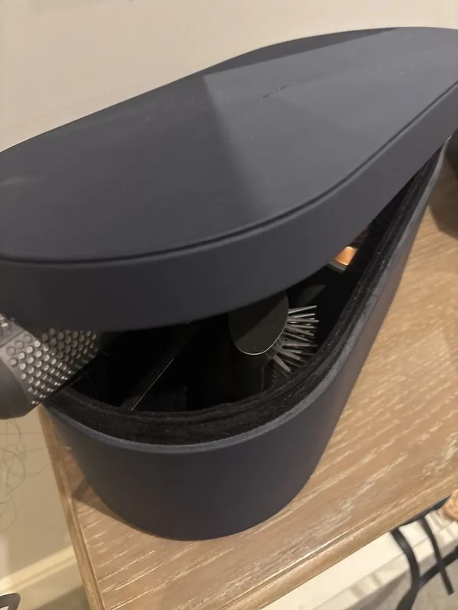 dyson air wrap - Image 3