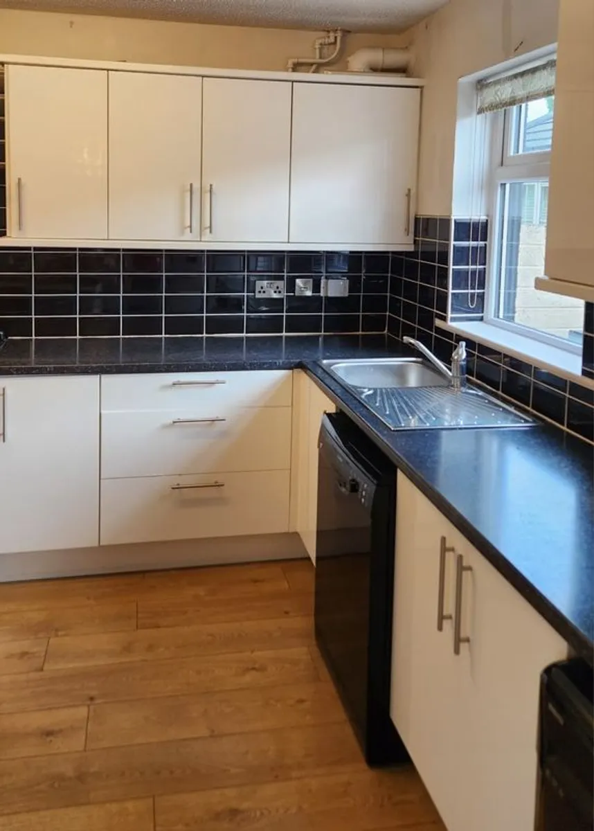 Kitchen for Sale. - Image 3
