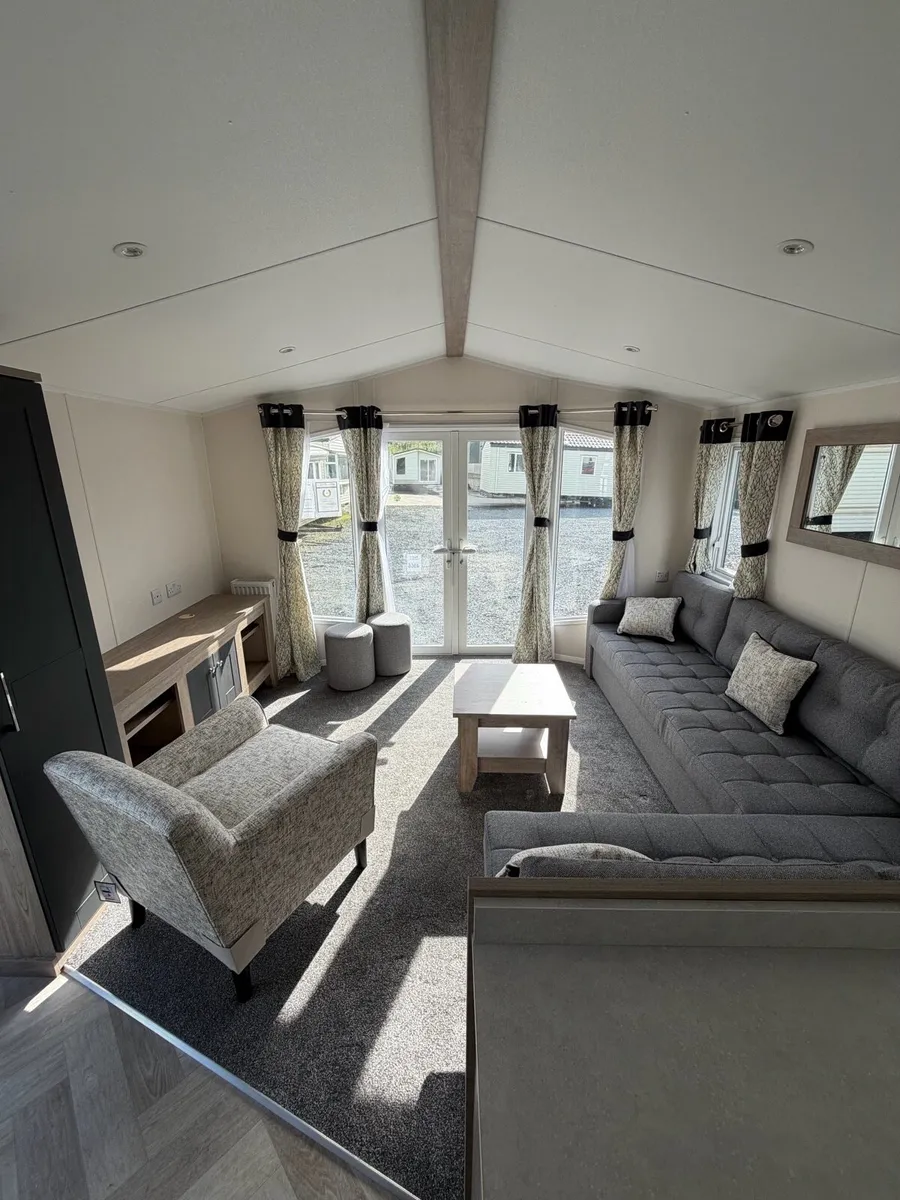 New Willerby Sierra 🔥38 x 12 / 3 Bedroom - Image 2