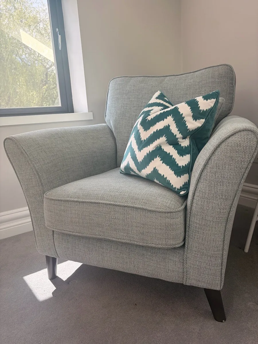 Armchairs - Image 1
