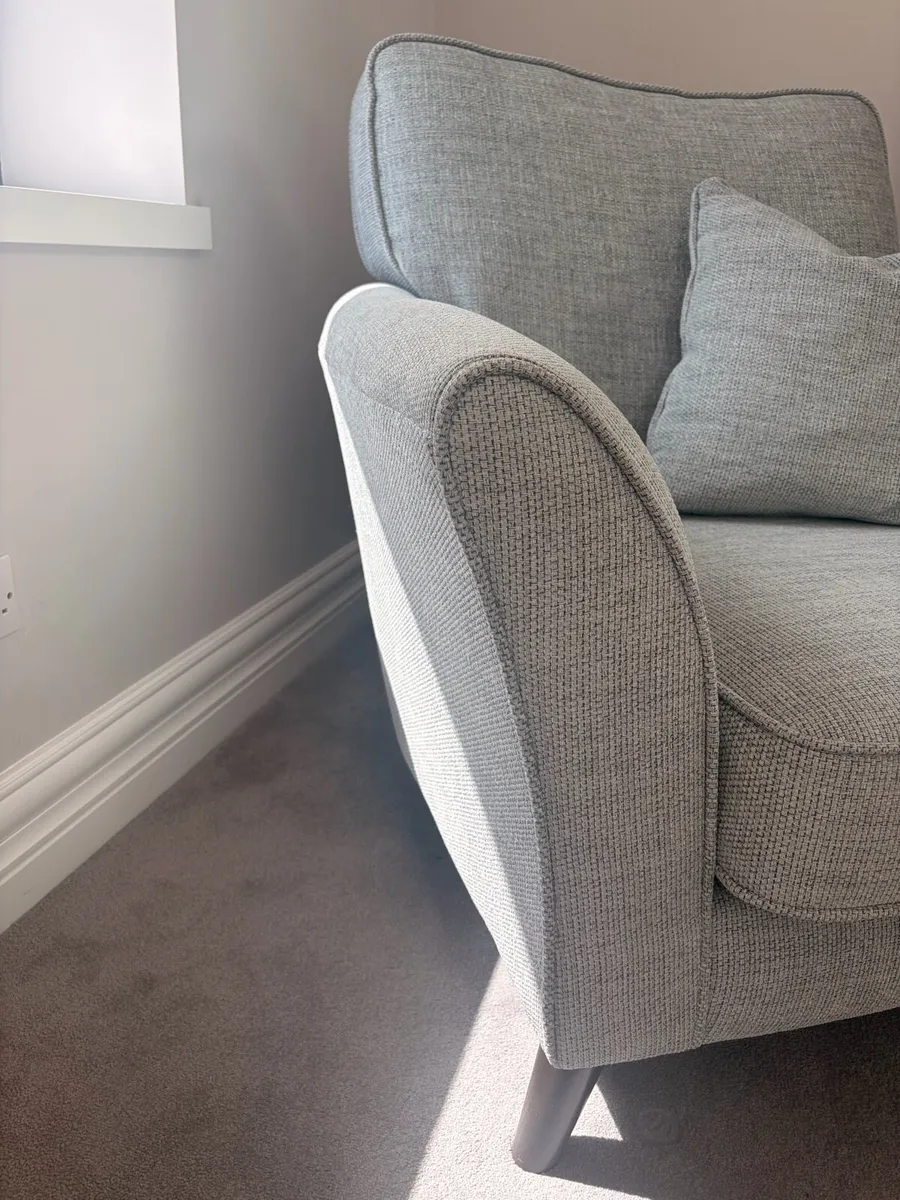 Armchairs - Image 4