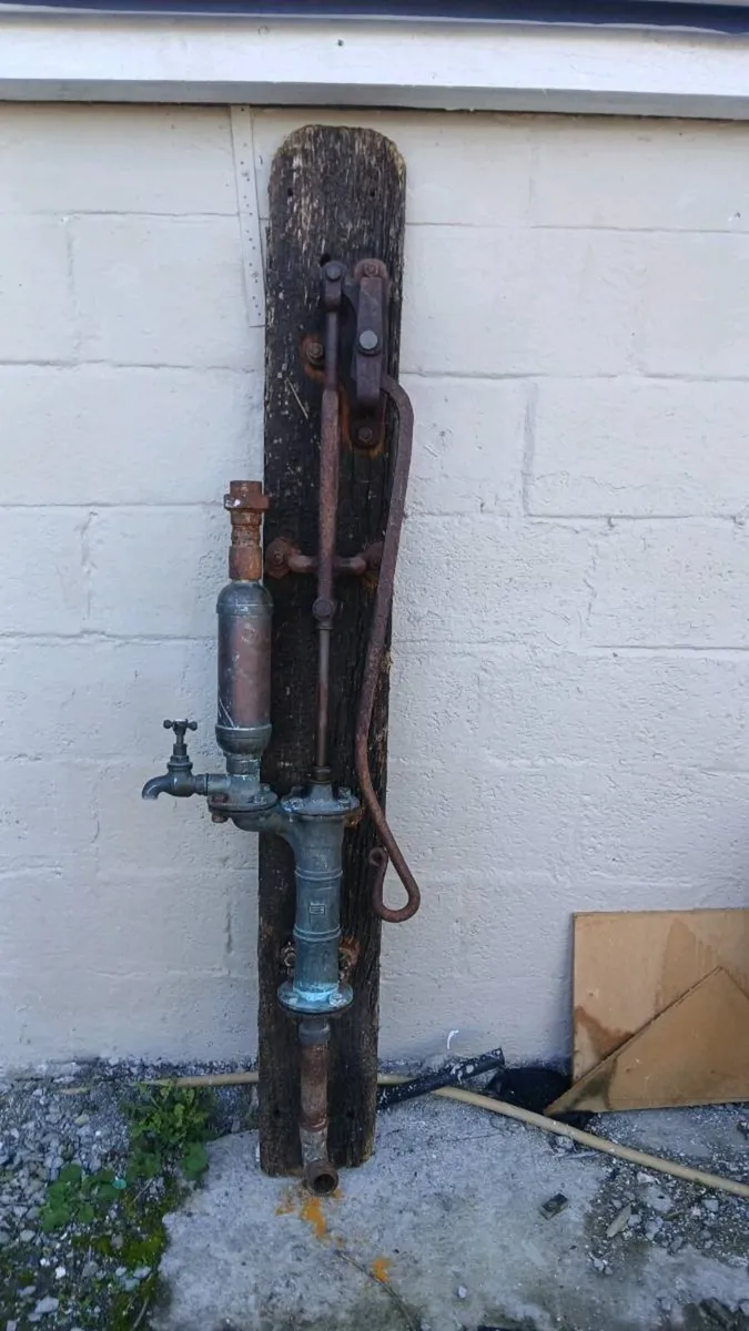 Water Pump - Image 2