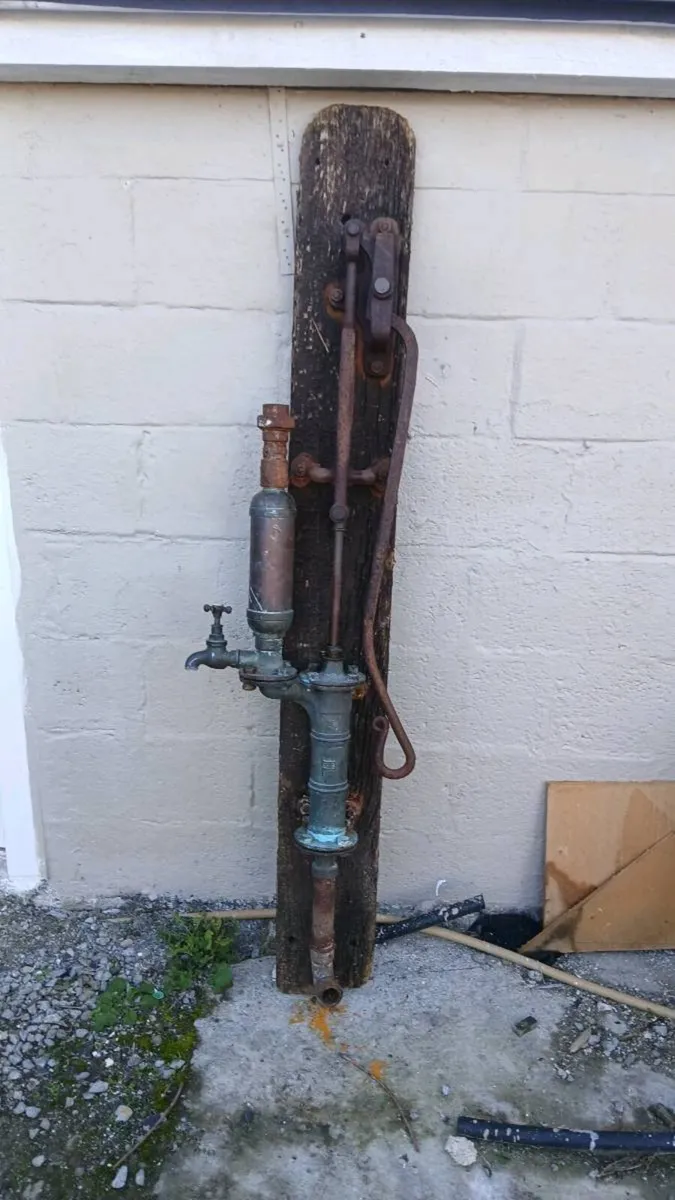 Water Pump - Image 3