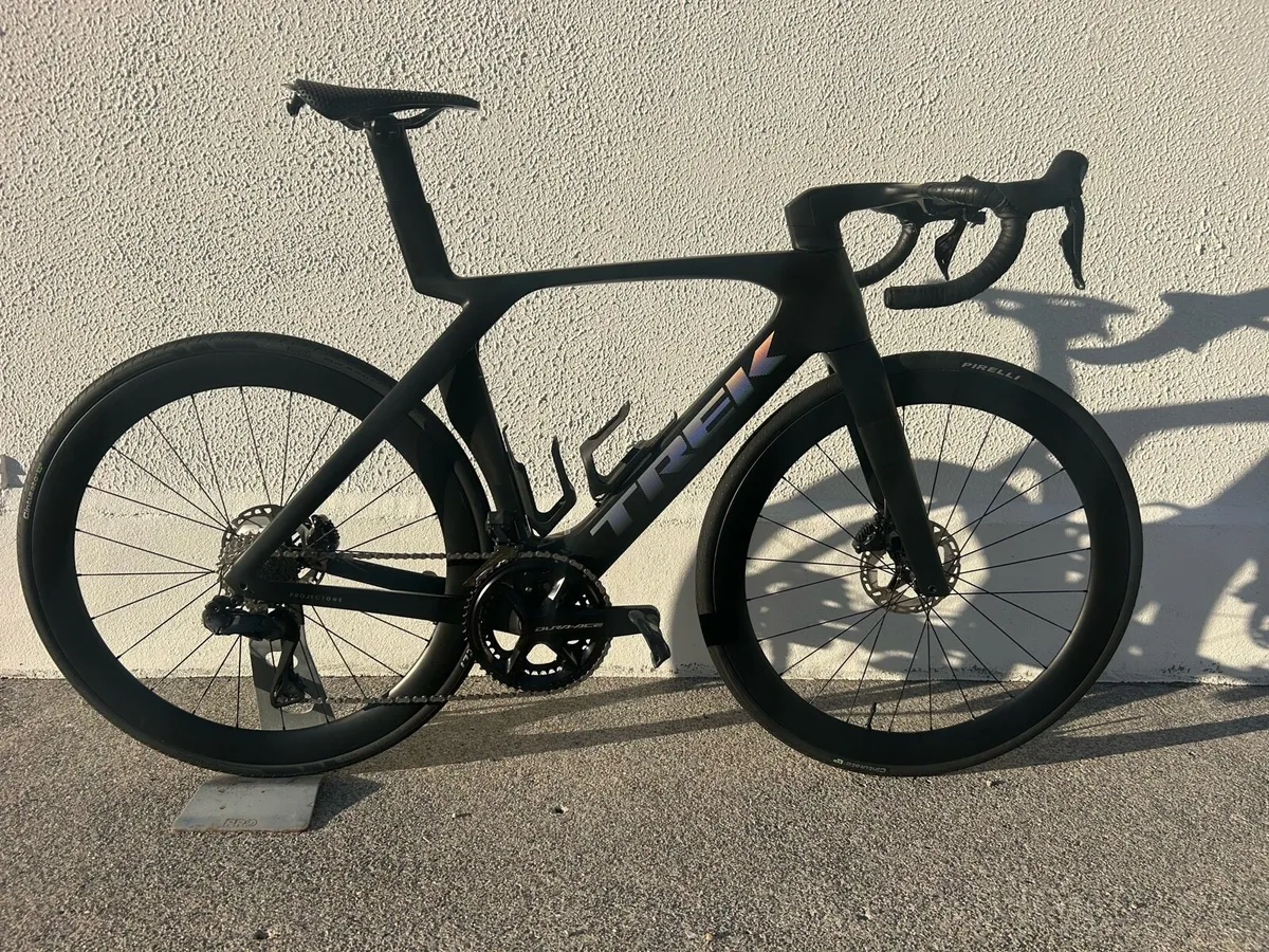 Trek Madone SLR 7 - Image 1