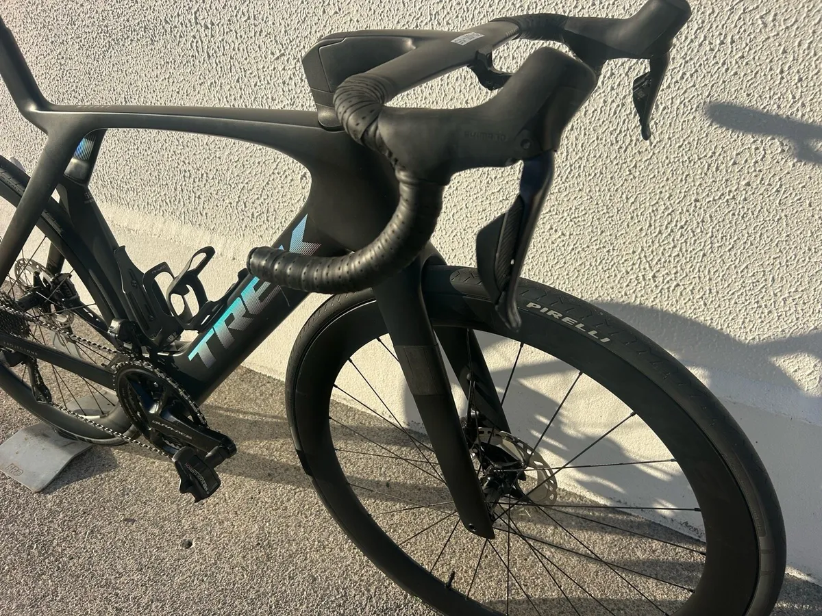 Trek Madone SLR 7 - Image 2
