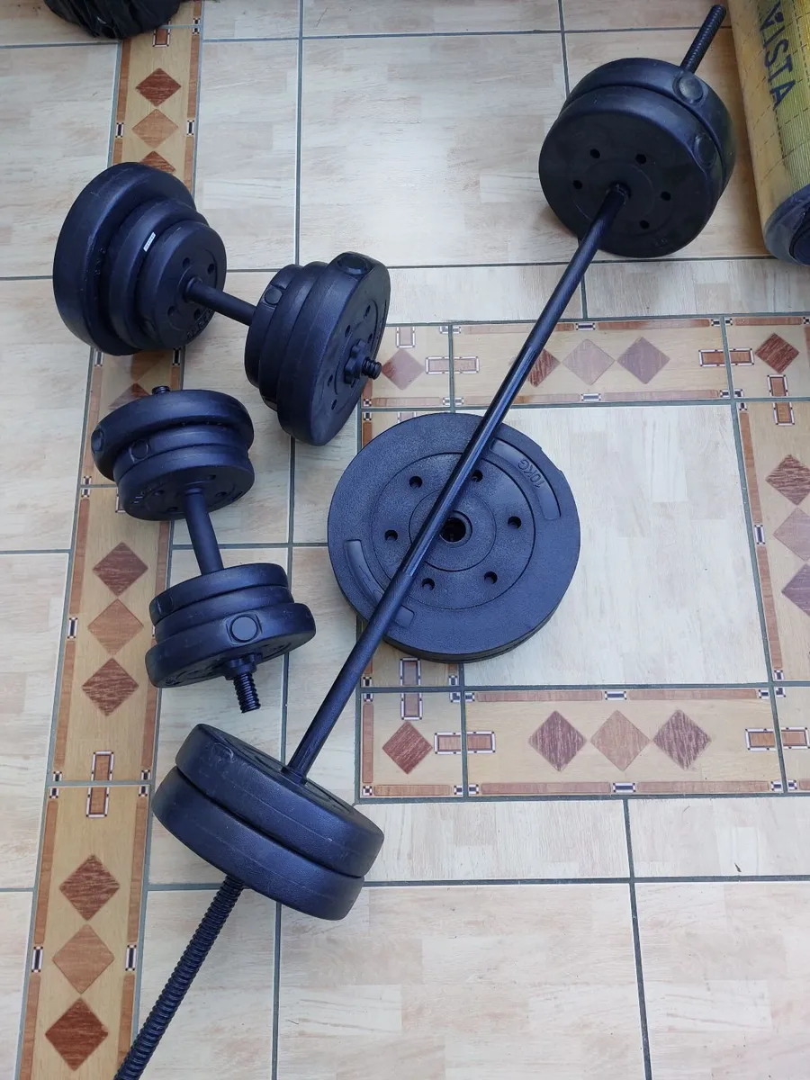 Adjustable weights, dumbbells & barbell set - Image 1