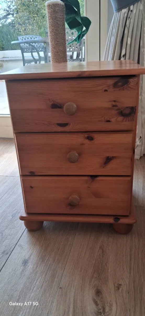 Pine Dressing Table with miirror and Locker - Image 3