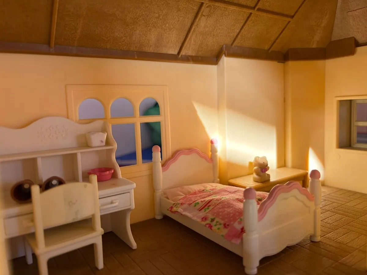 Sylvanian Families House - Image 2
