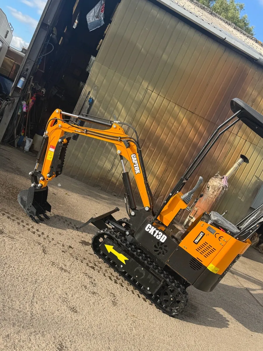 Captok mini digger - Image 3