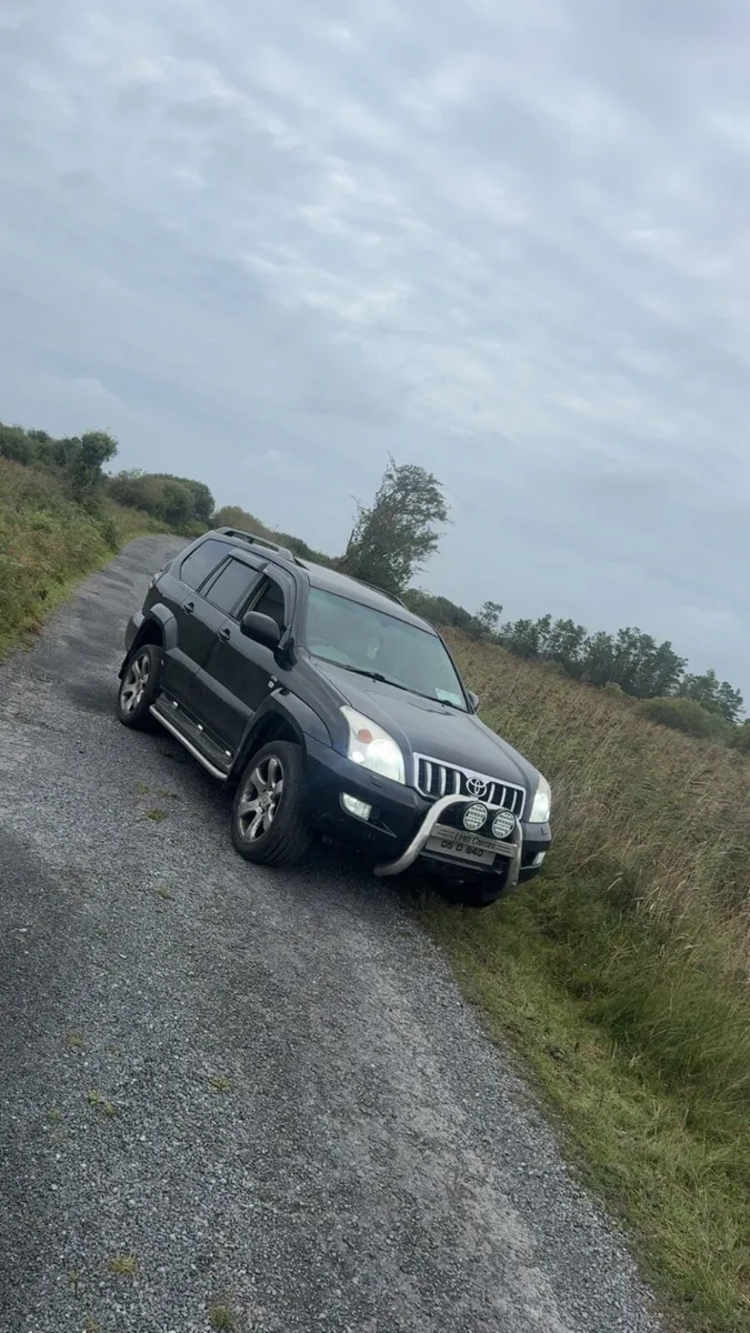Toyota landcruiser - Image 1