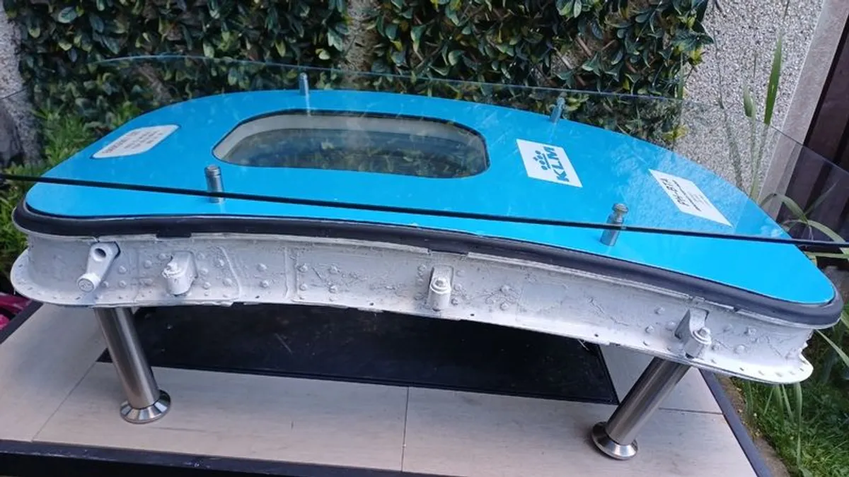 Genuine KLM Boeing 737-400 Overwing Emergency Exit Window Upcycled Aviation Coffee Table - Image 2