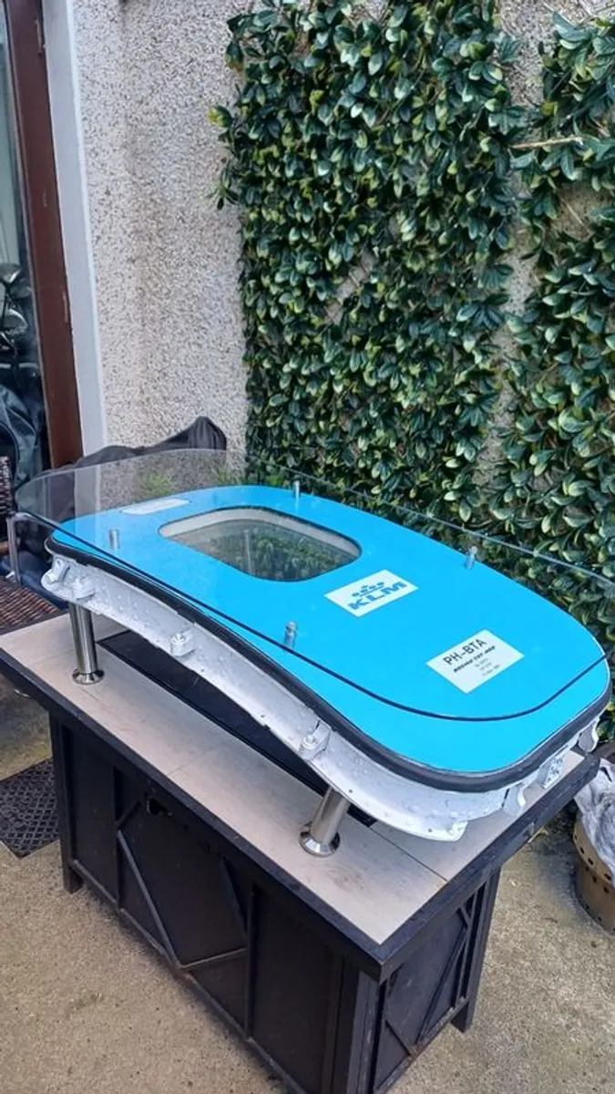 Genuine KLM Boeing 737-400 Overwing Emergency Exit Window Upcycled Aviation Coffee Table - Image 3