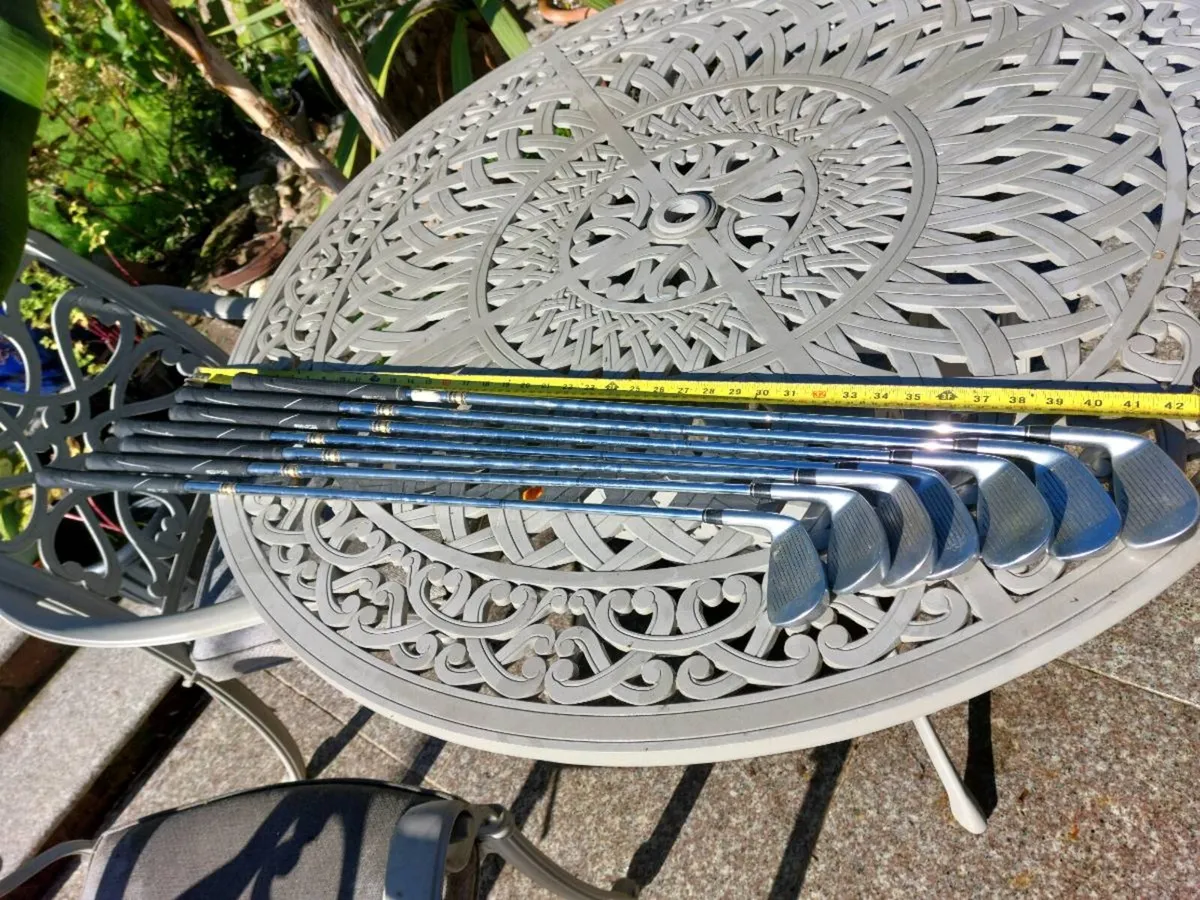 Golf clubs - Image 1