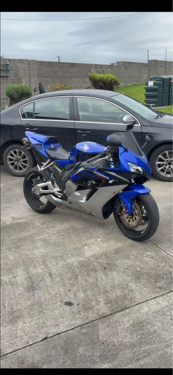 2005 Honda Fireblade RR - Image 4