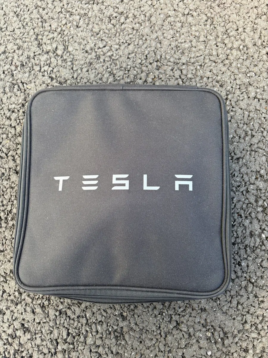 Tesla Mobile Charger - Image 1