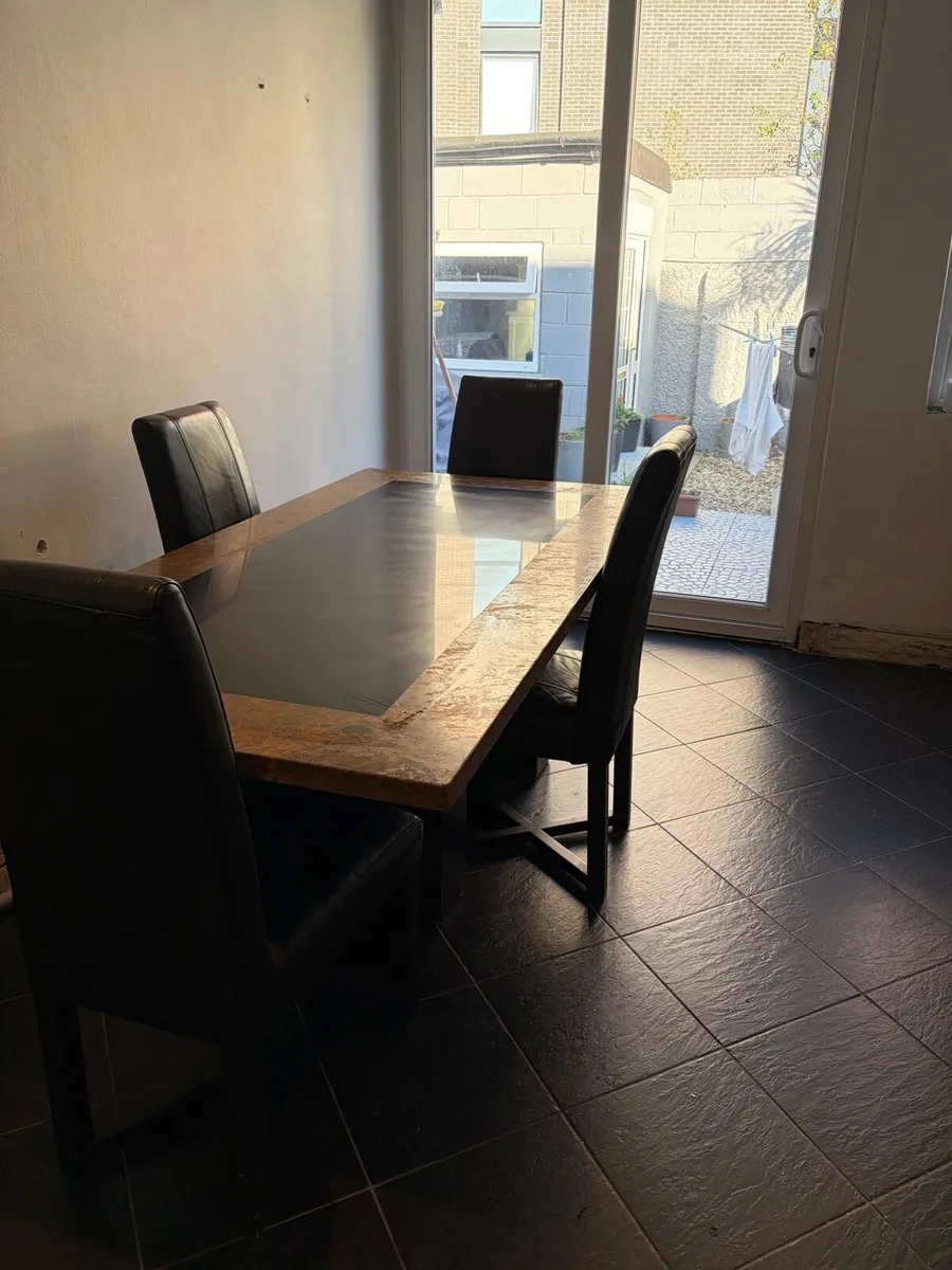Marble table and 6 chairs - Image 3