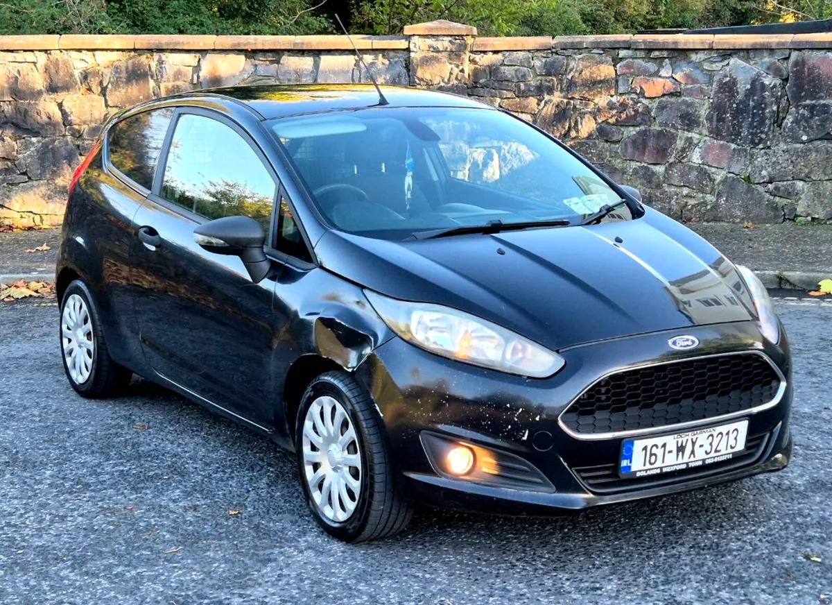 2016 Ford Fiesta Van - Image 4