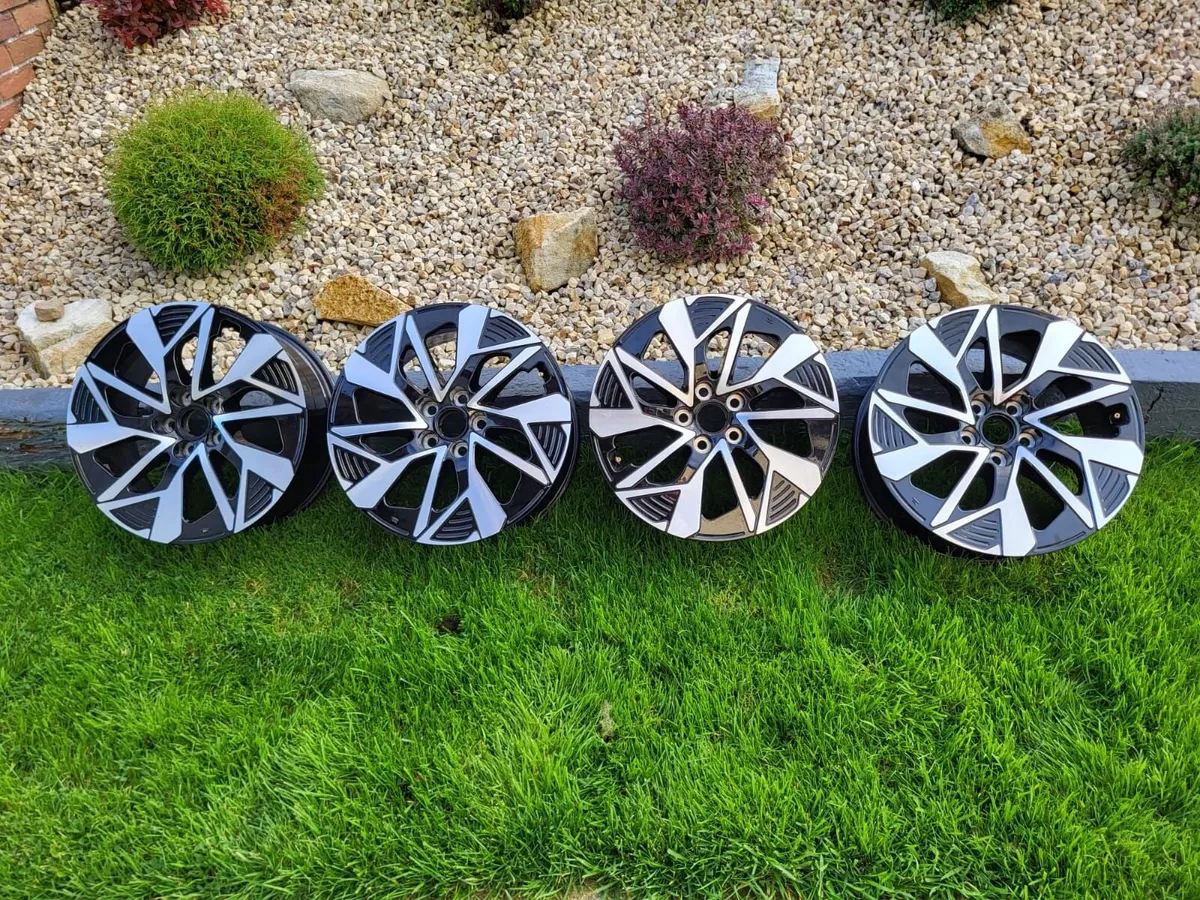 Alloy Wheels - Image 3