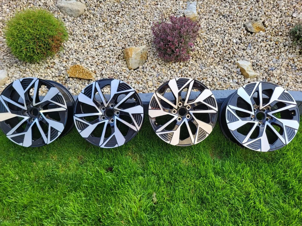 Alloy Wheels - Image 4