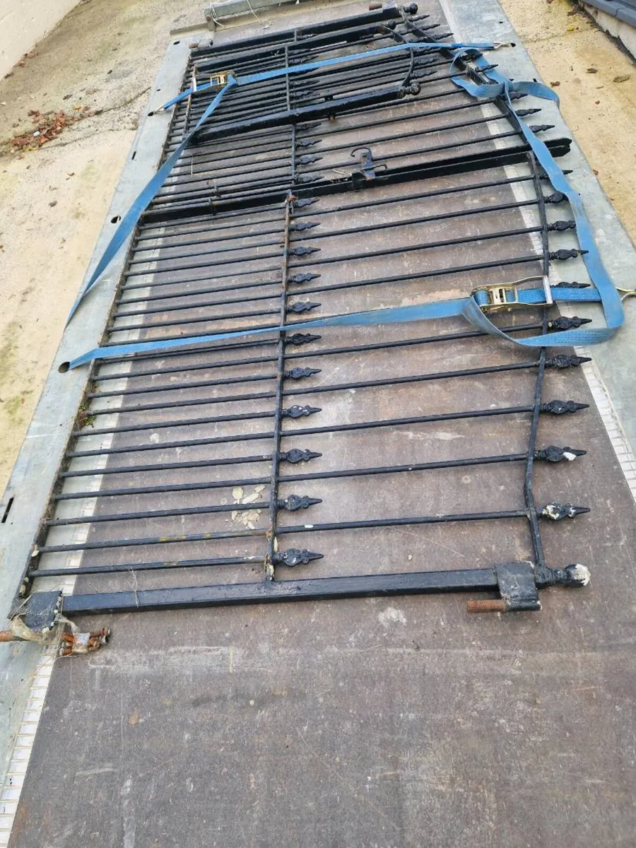 Building - Image 1