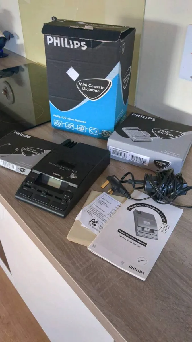 Mini cassette dictation system - Image 3