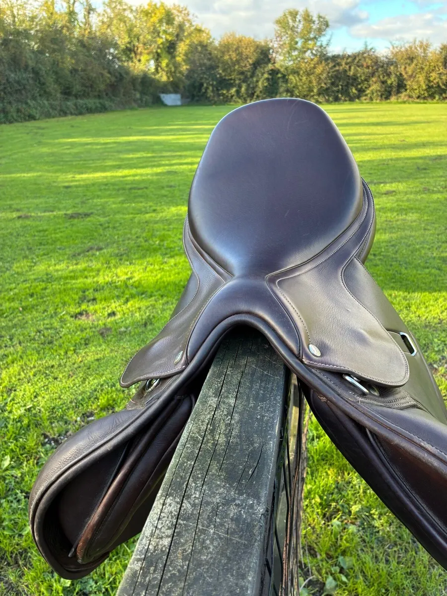 Bates GP 17.5 brown saddle - Image 3