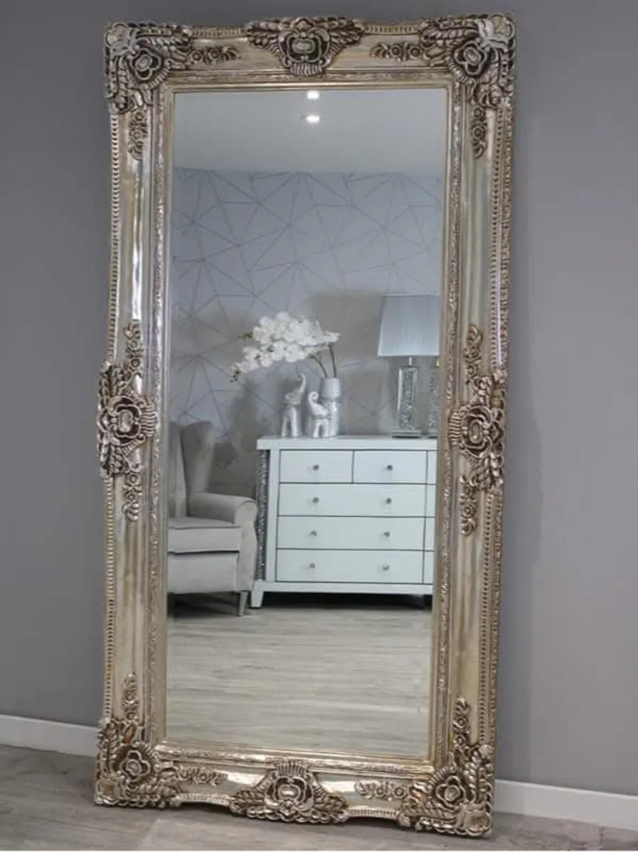 Large Mirror Ornate Regal Decorative - Image 4