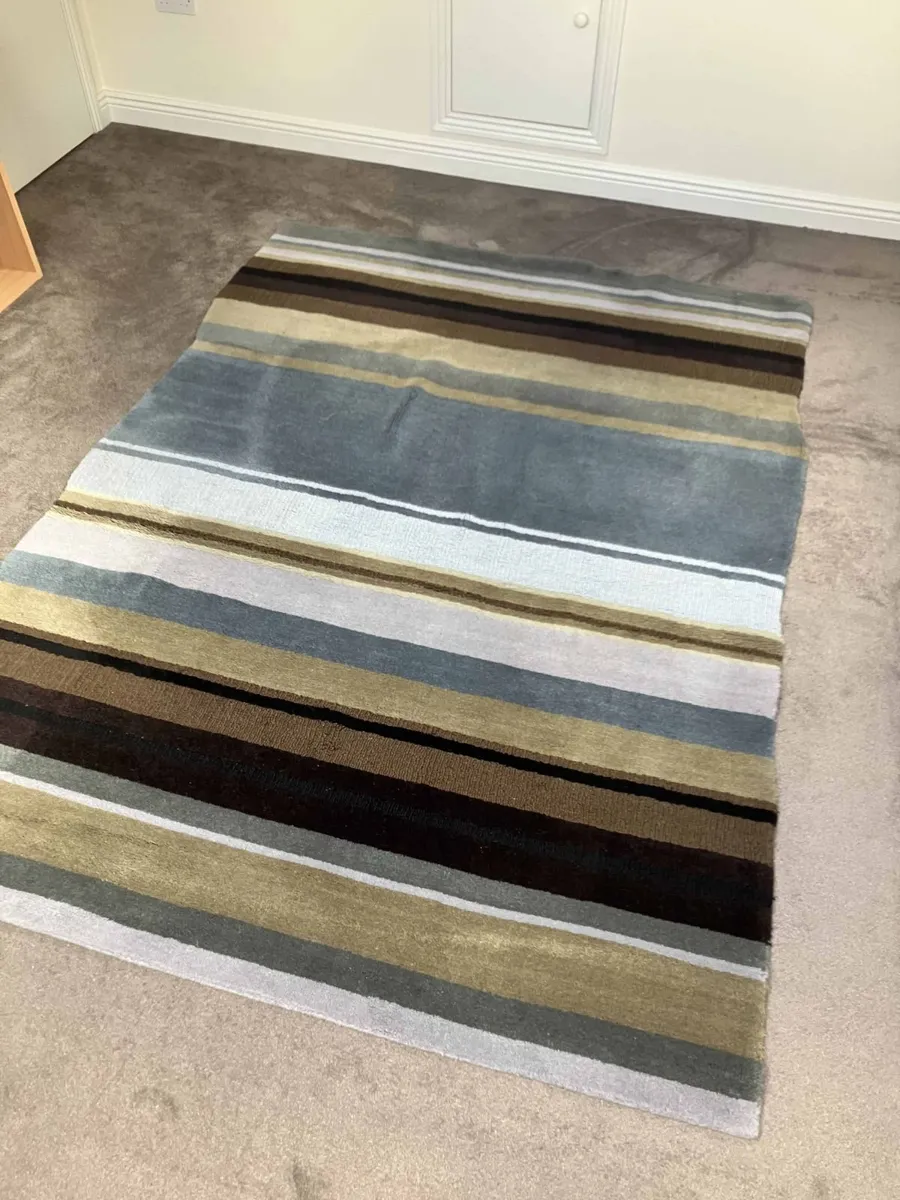Rug