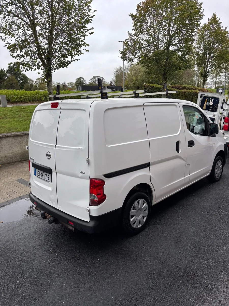 Car - Image 3