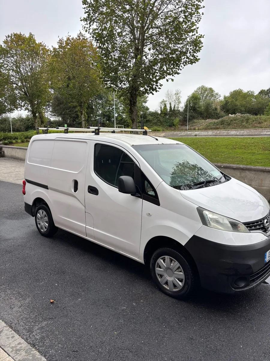Car - Image 4
