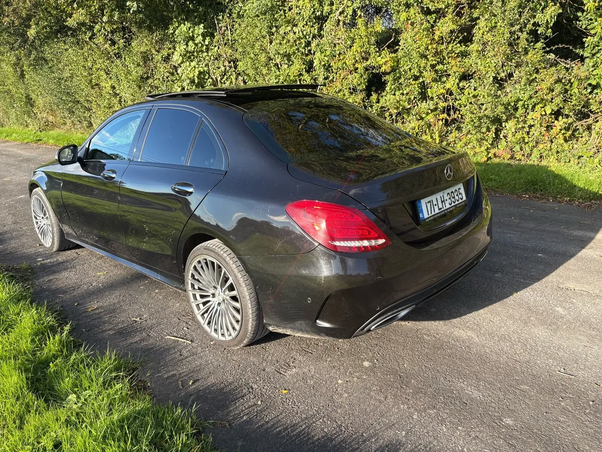 2017 Mercedes C250D 4 Matic - Image 4