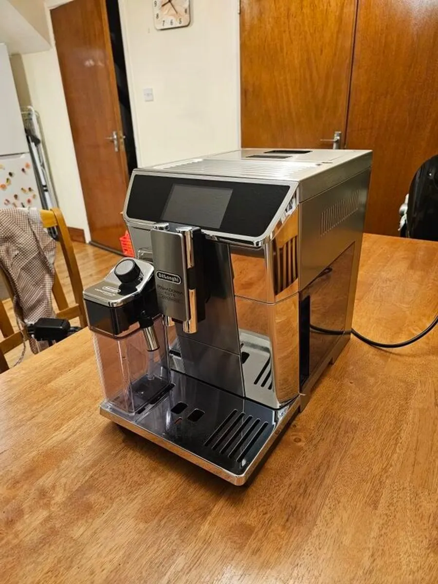 De'Longhi Primadonna Elite Experience Premium Coffee Machine - Image 3